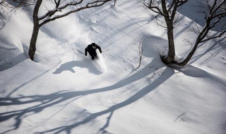 Ski and snowboard photographer Japan